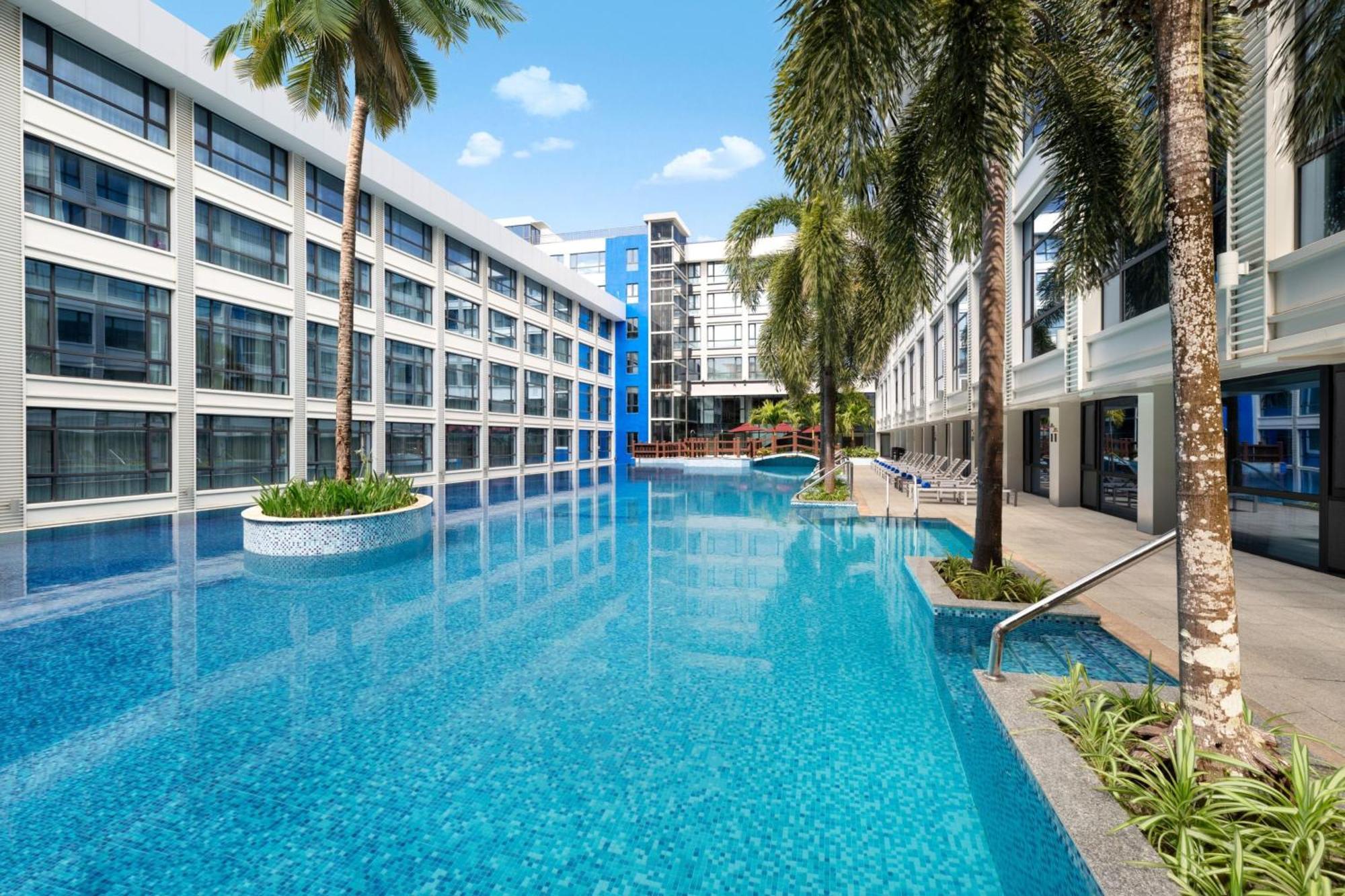 Four Points By Sheraton Boracay 4*